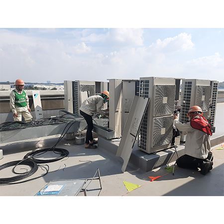 Hình ảnh nhóm sản phẩm Vệ sinh thay lắp máy lạnh